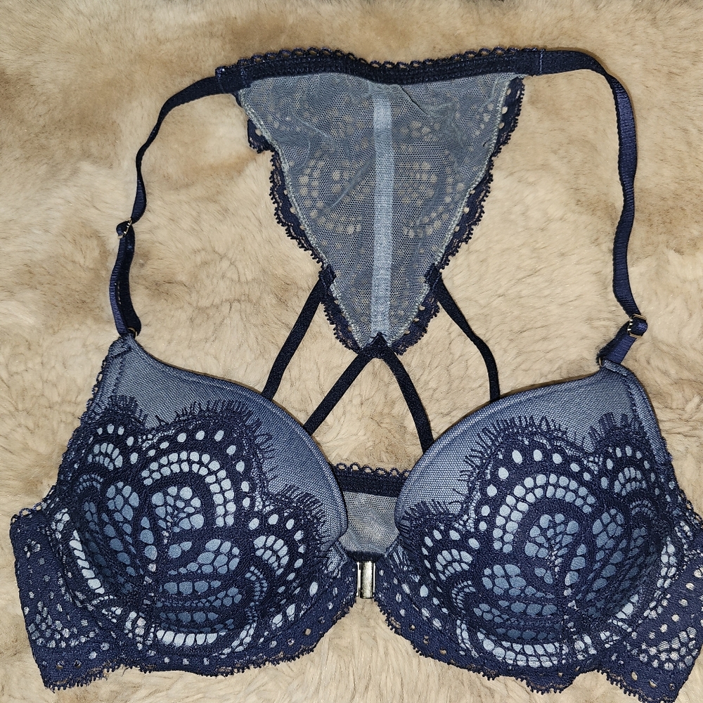 Like New VS Dream Angels Push-up 34A Elegant Blue Lace Racerback Front Clasp Bra